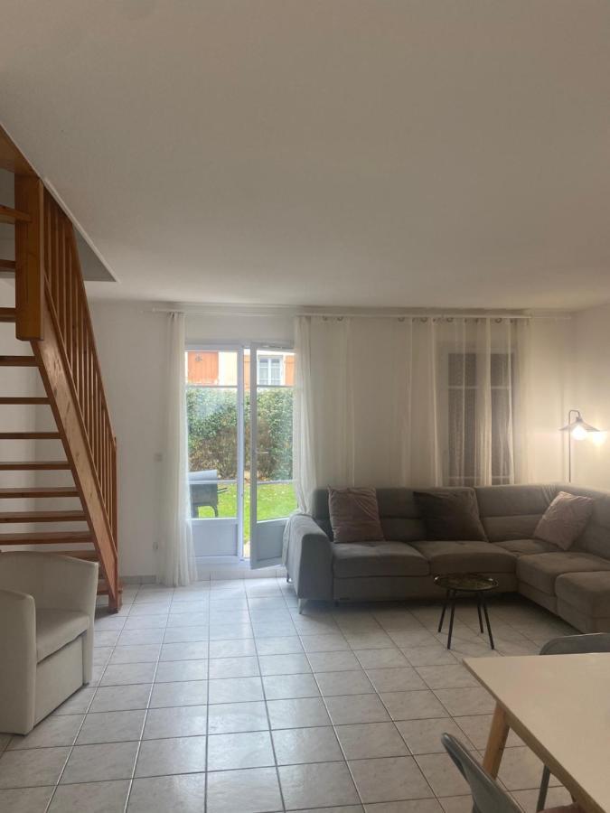 Guest House Next To Disneyland And Paris Bmyguest Magny-le-Hongre Eksteriør billede