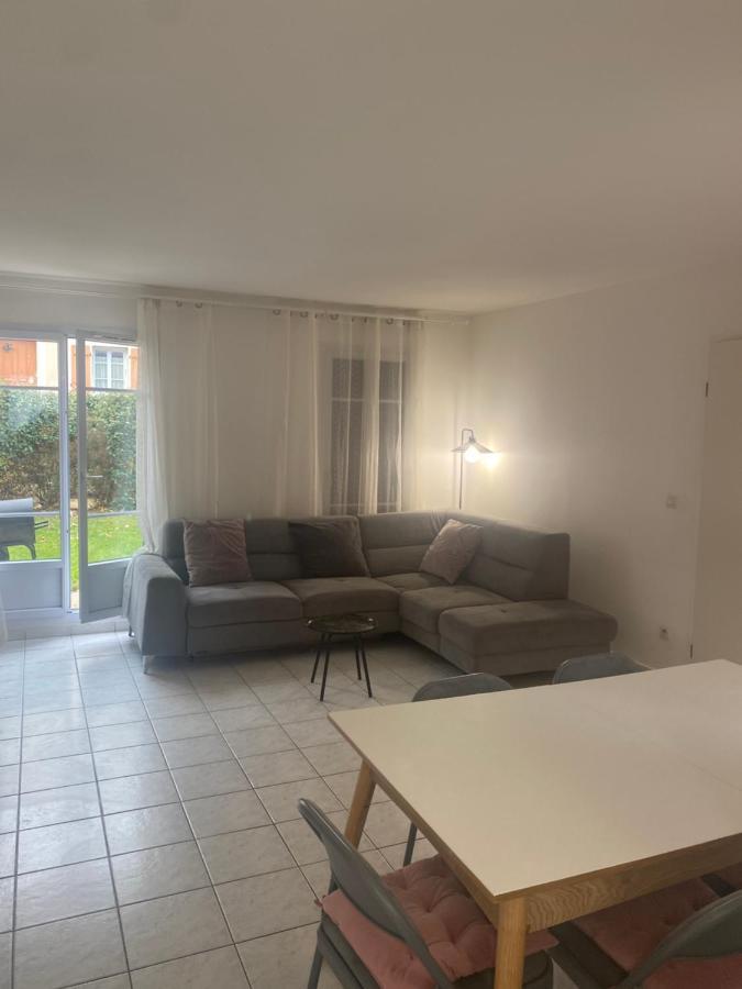 Guest House Next To Disneyland And Paris Bmyguest Magny-le-Hongre Eksteriør billede