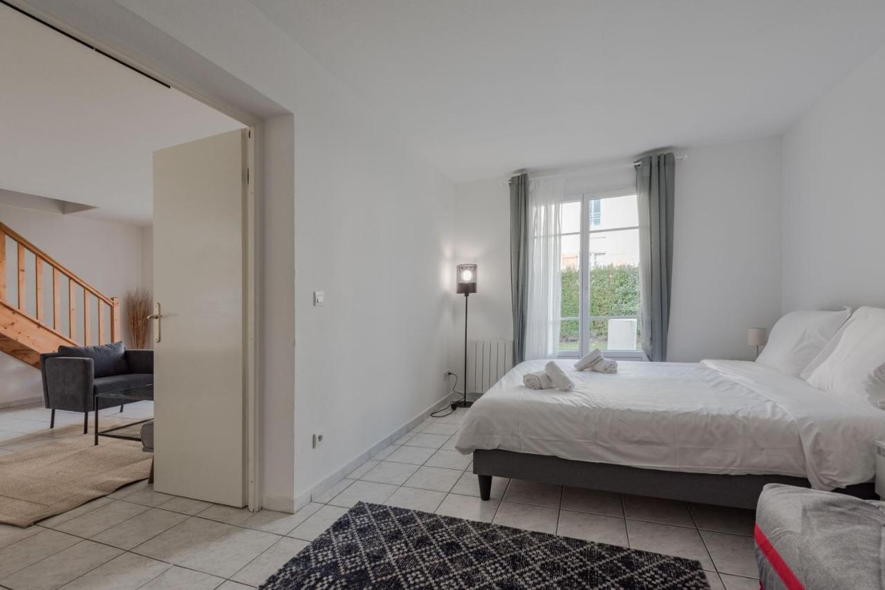 Guest House Next To Disneyland And Paris Bmyguest Magny-le-Hongre Eksteriør billede